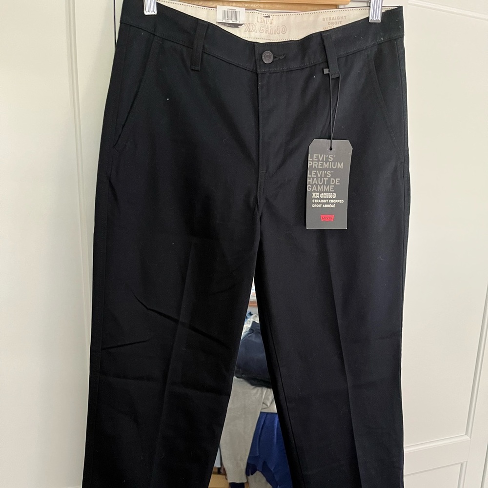 Levi’s chinos